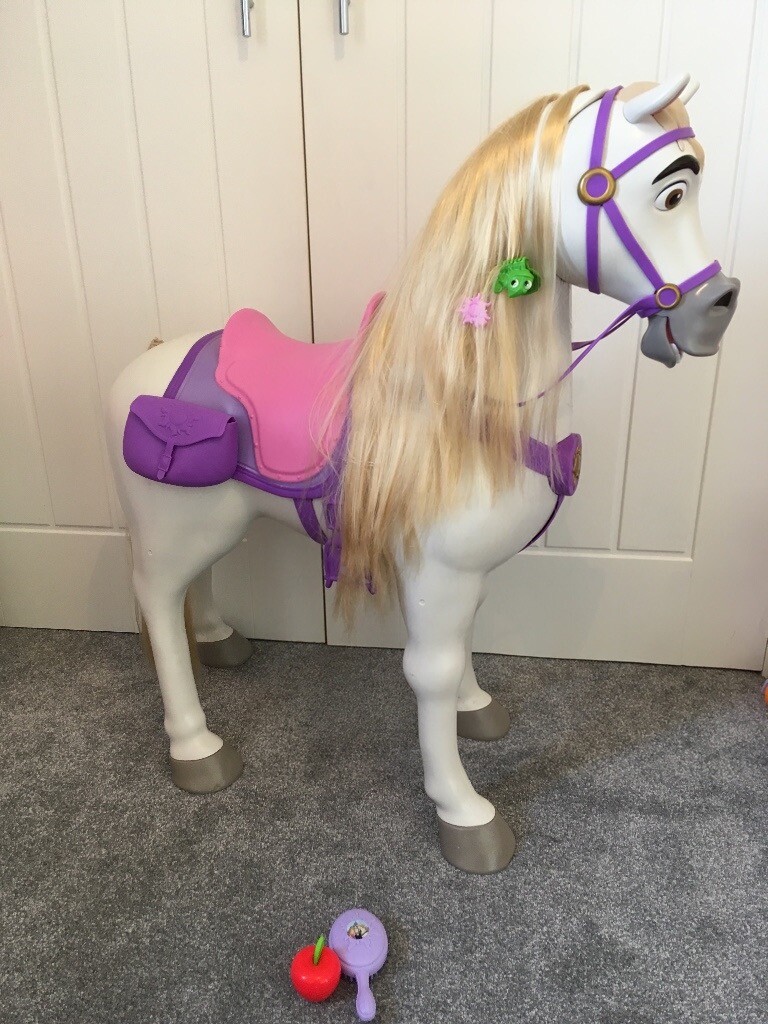 playdate maximus horse